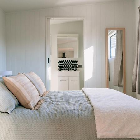 Mountain Cabin - Central, Cosy And Cute With Views Ванака Экстерьер фото